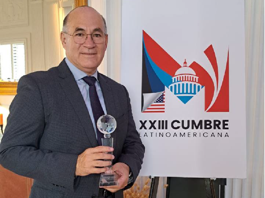 Alcalde del Año <br />por Latin American Award 2024