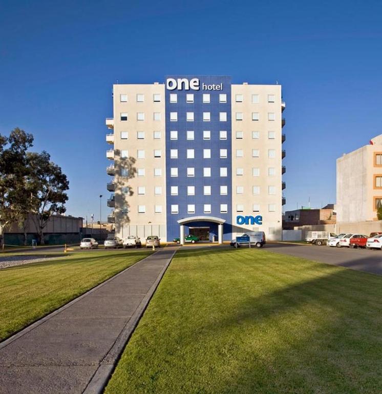 ONE GLORIETA 
