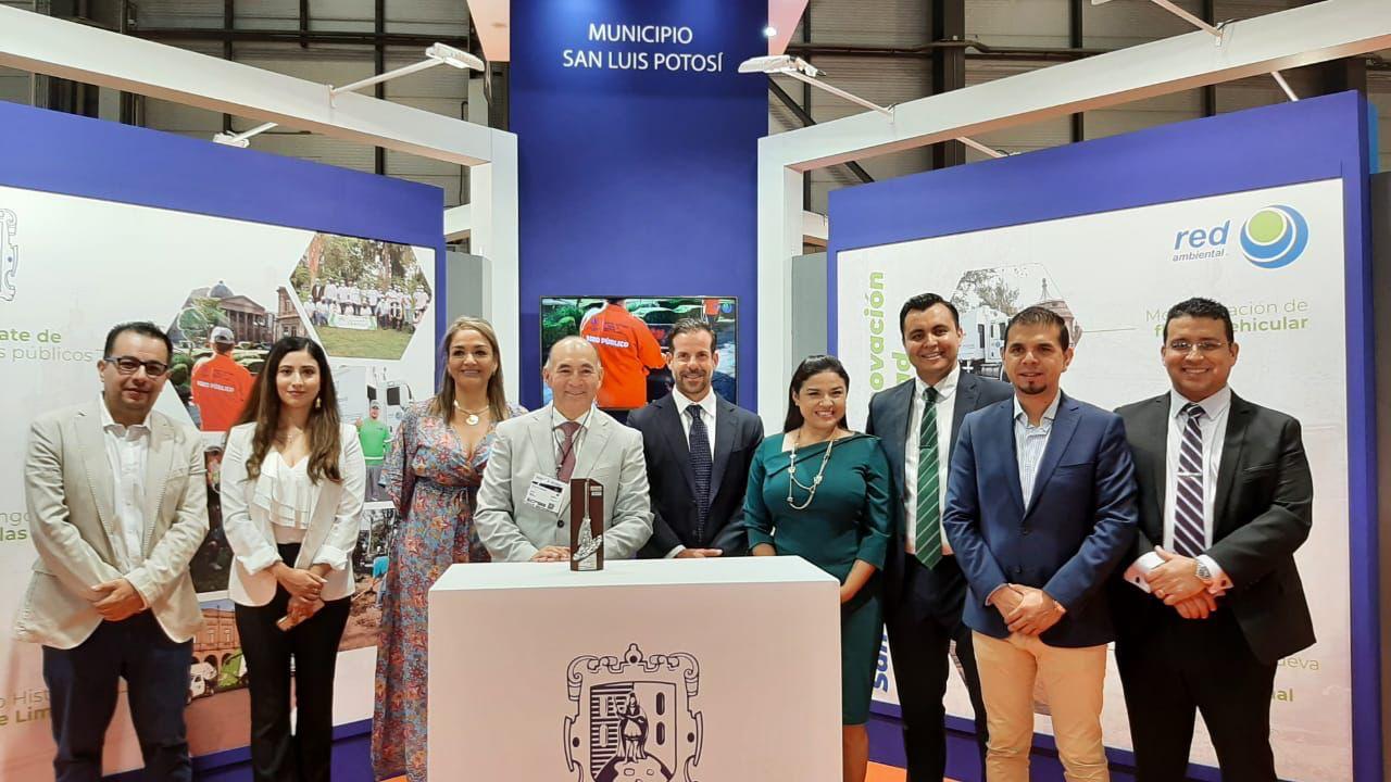  El Ayuntamiento de San Luis Potosí recibe el galardón internacional “La Escoba de Platino”