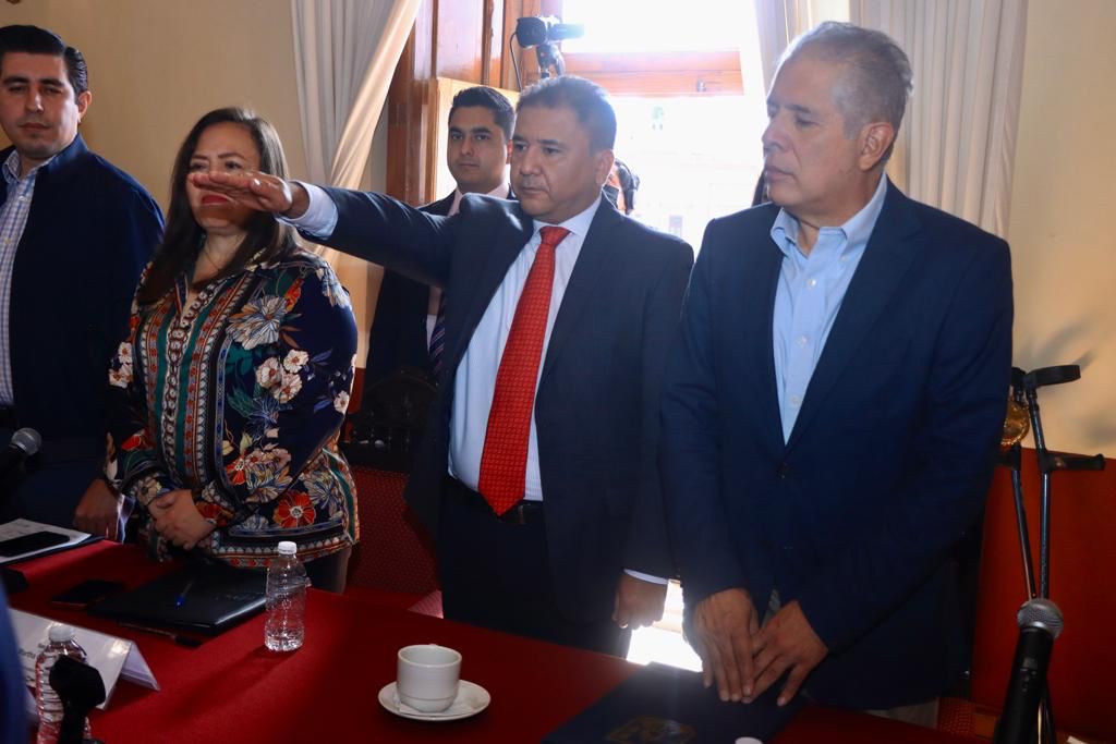  Cabildo de SLP aprobó el nombramiento de Luis Gerardo Aldaco como nuevo delegado de La Pila