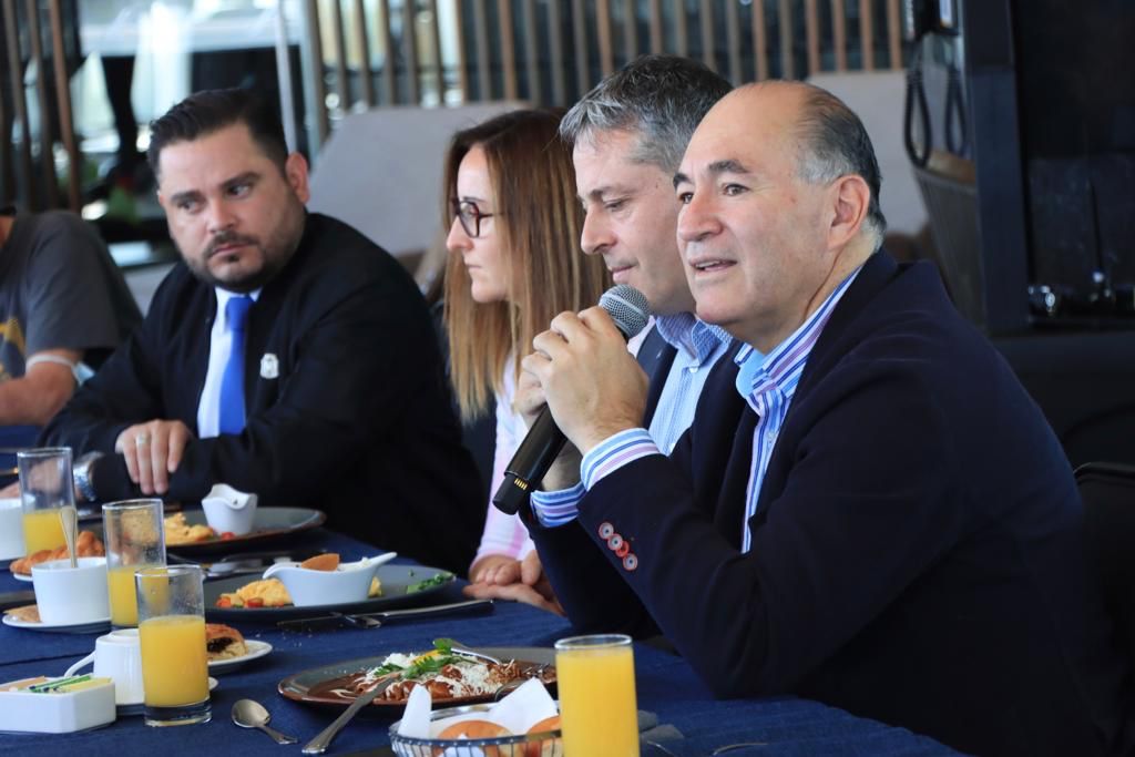 Seguirá la proyección internacional de SLP, compromete el alcalde Enrique Galindo en la clausura del Festival de Ciudades Hermanas