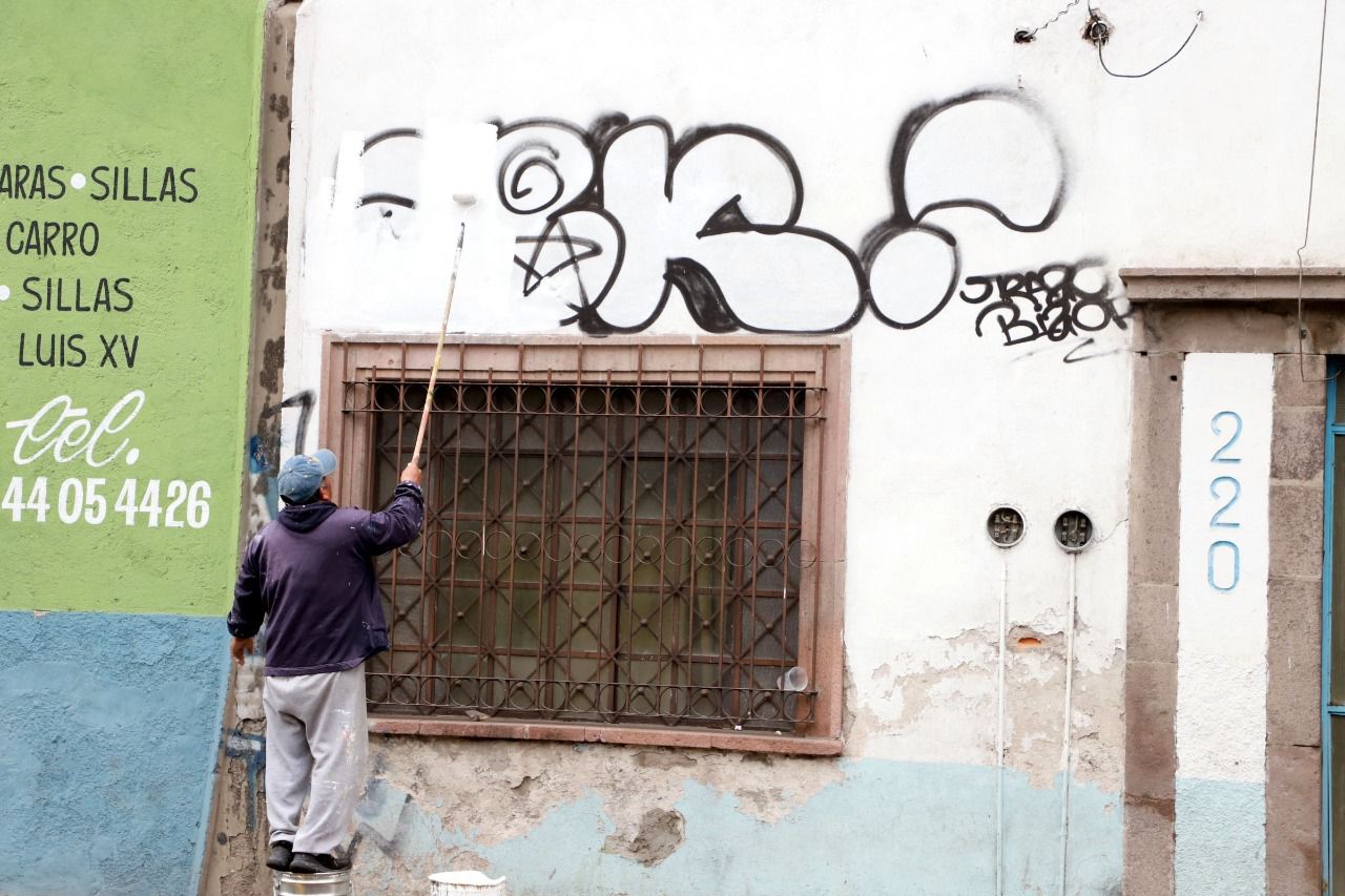  Menos grafiti y más espacios para la expresión del arte urbano, compromete el alcalde Enrique Galindo en el Domingo de Pilas