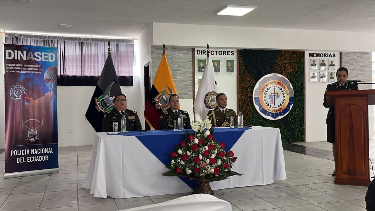  Elementos de la SSPC de la Capital concluyen capacitación impartida por la Policía Nacional de Ecuador