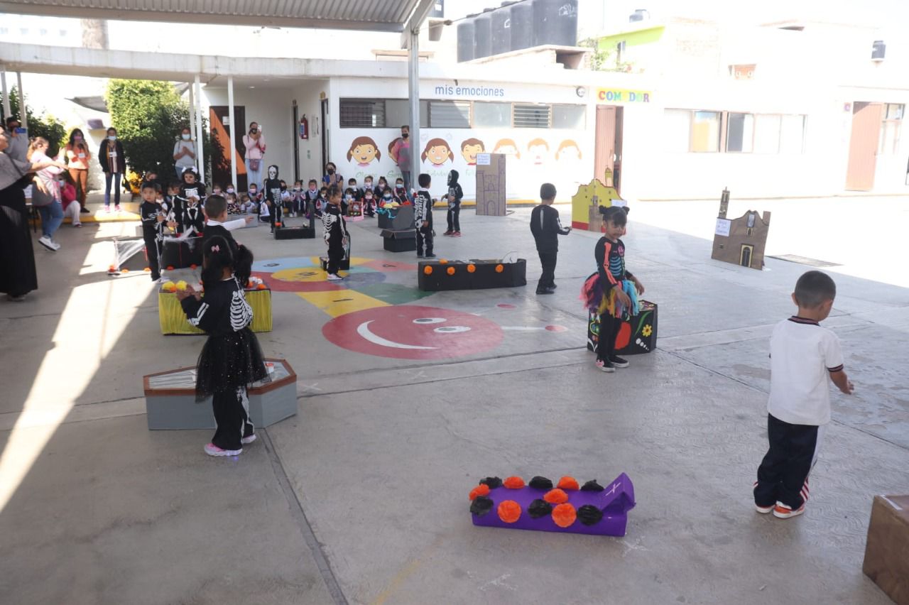  DIF Municipal fomenta tradiciones mexicanas en niñas y niños de preescolar