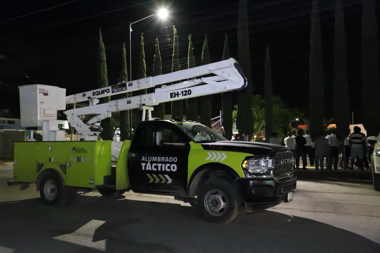 Continúan las acciones para mejorar el alumbrado público en San Luis Capital