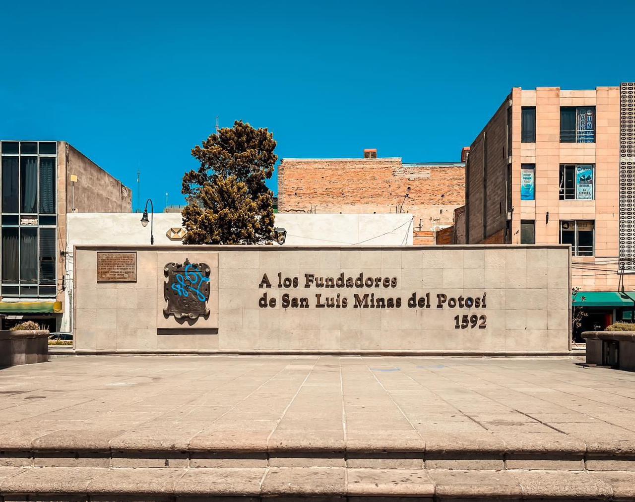 Ayuntamiento de San Luis Potosí restaura el Escudo de Armas de la ciudad de la Plaza de Fundadores