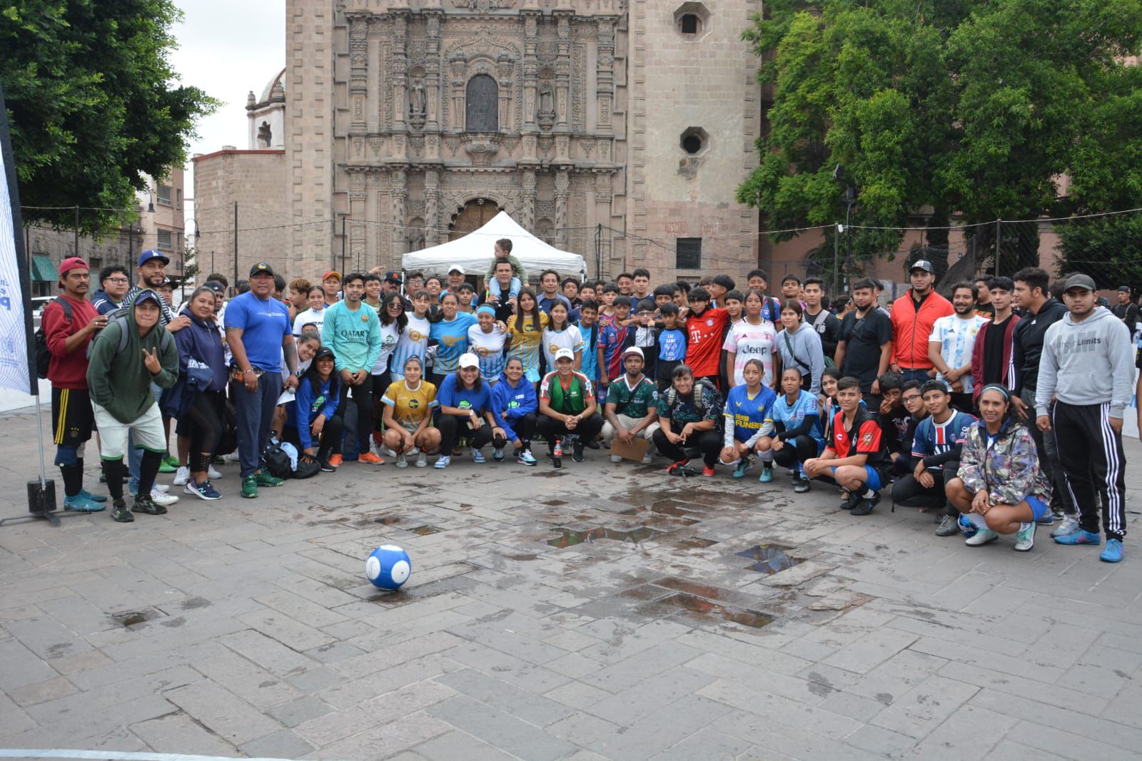 Con una emotiva inauguración se puso en marcha el torneo de futbol Street “De la Calle a la Cancha”