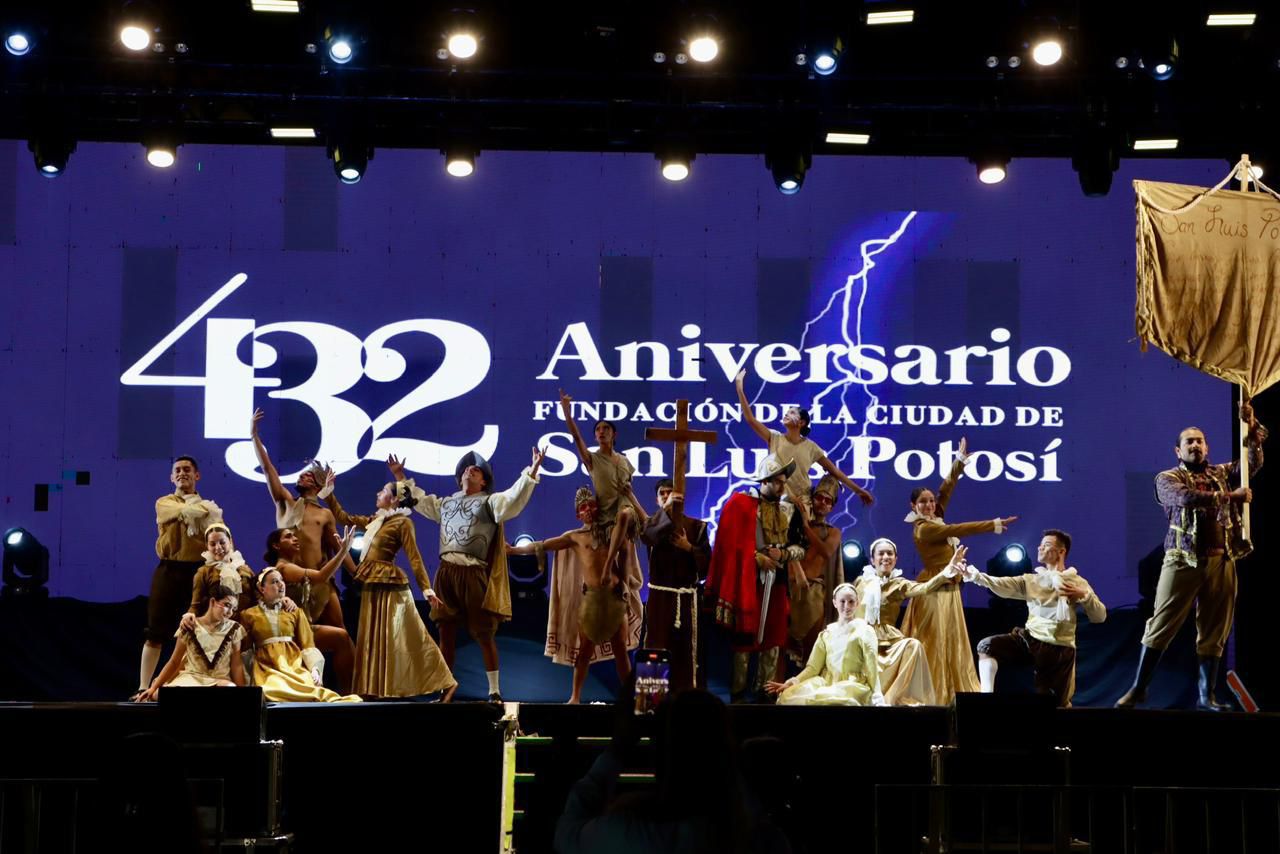 Fotografía del grupo de Ballet durante su presentación