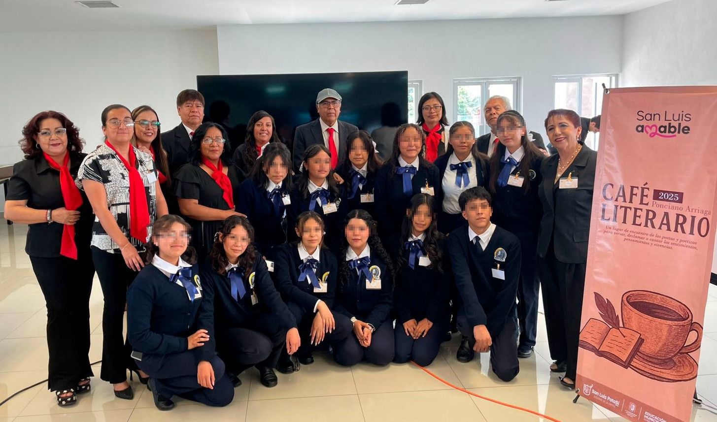Fomenta Ayuntamiento de SLP la lectura, con su tradicional Café Literario