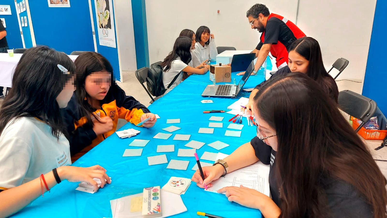 La Escuela Secundaria Municipal Benito Juárez explora el mundo de la Ciencia en el Ipicyt