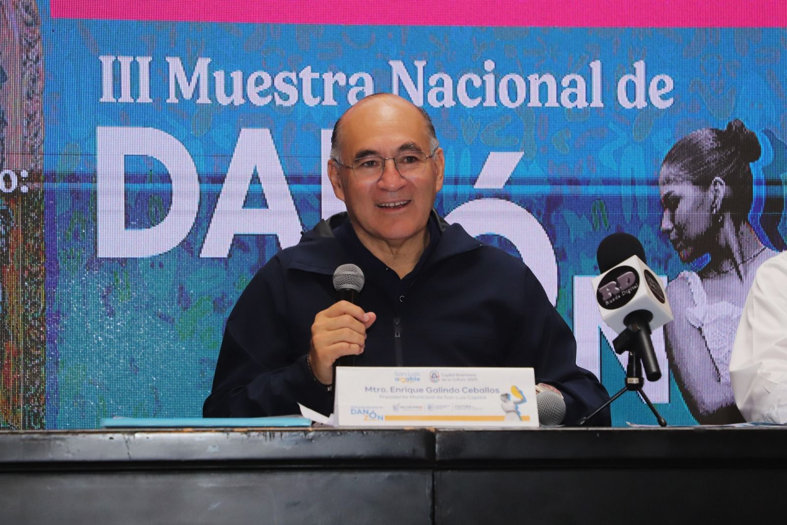 Fotografía del alcalde Enrique Galindo Ceballos