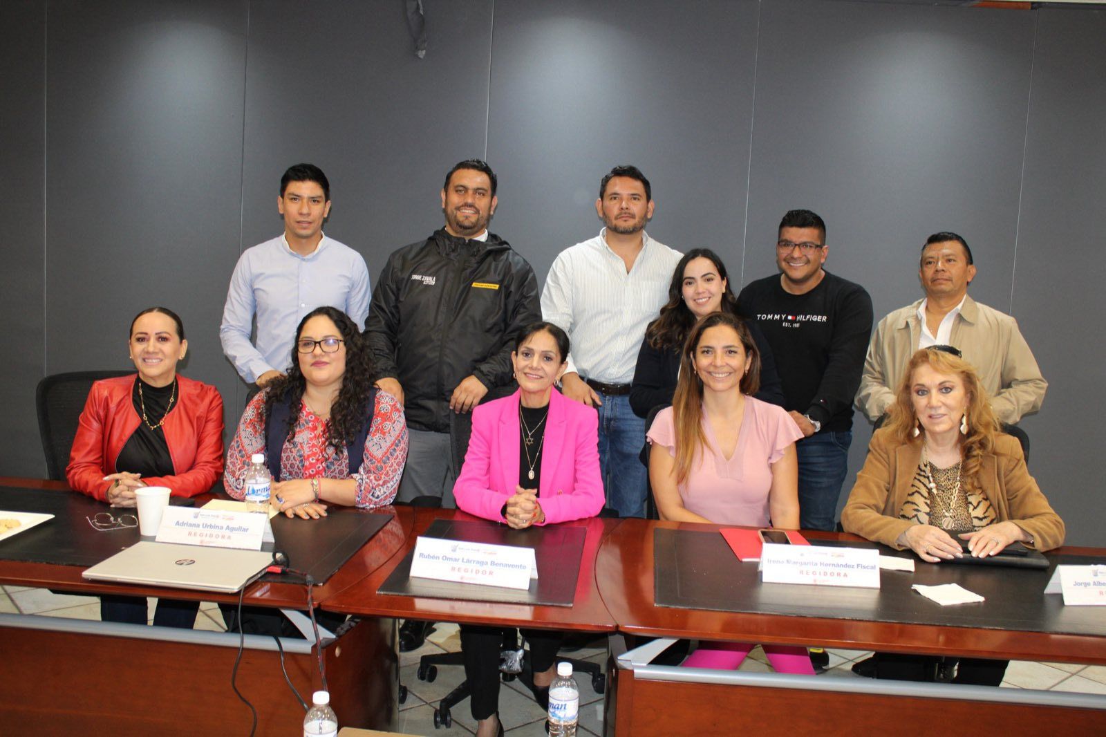 Fotografía de los regidores participantes en la comisión