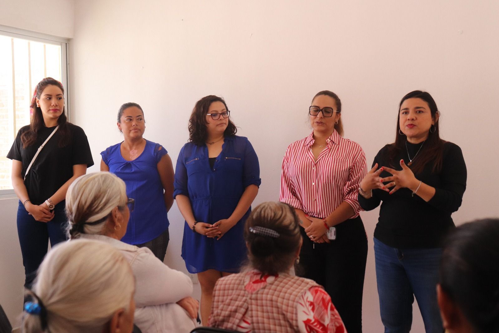 Impulsa ayuntamiento de SLP respeto y derechos de personas adultas mayores en la Delegación La Pila