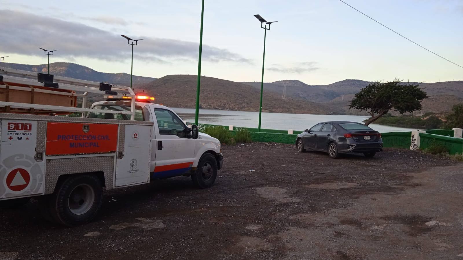 Fotografía de Vehículo de Rescate de Protección Civil