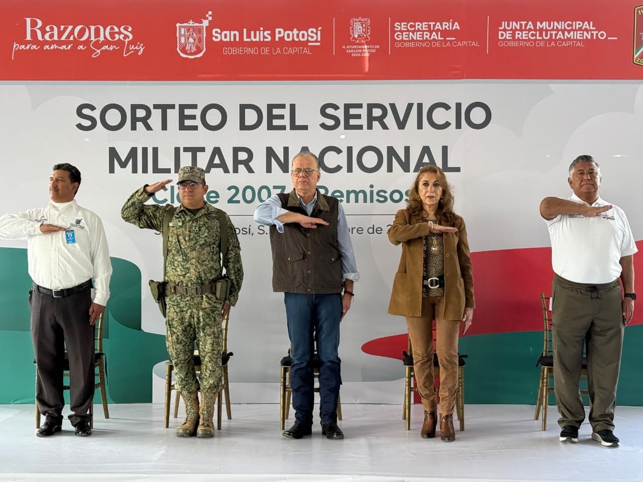 Realizan sorteo del Servicio Militar de jóvenes clase 2007 y remisos de la Capital potosina
