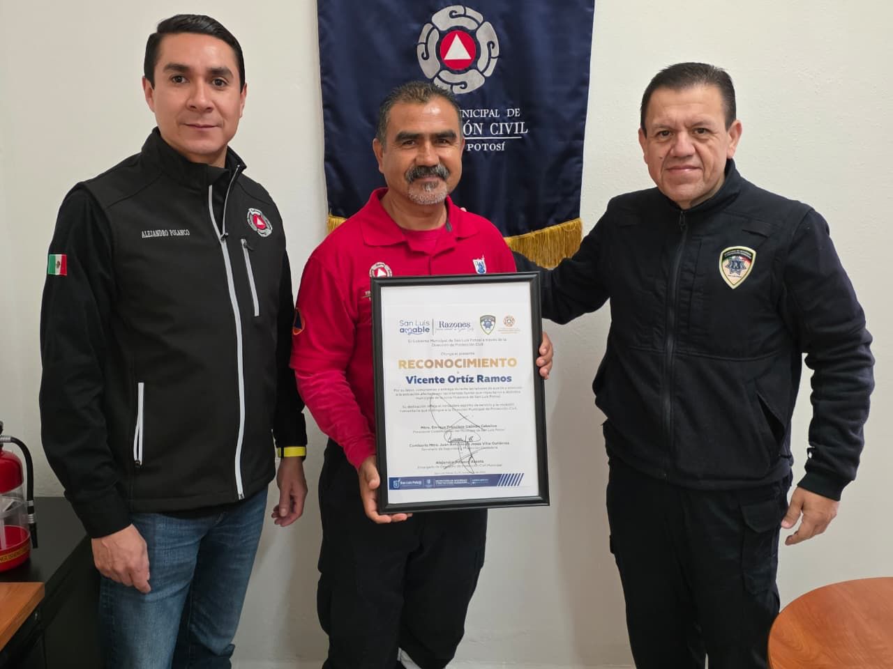 Gobierno de la Capital reconoce a elementos de Protección Civil por acciones de rescate