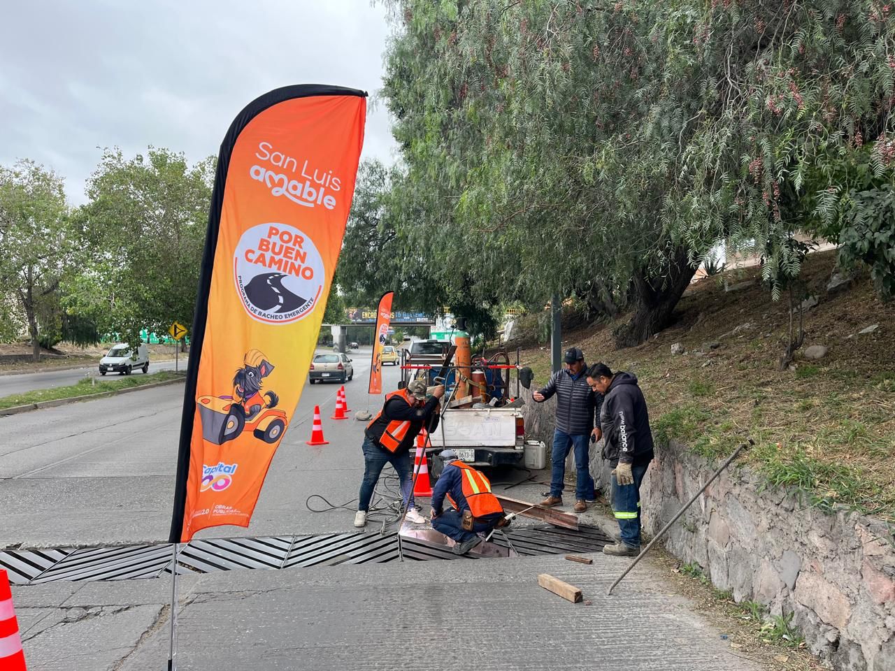 Gobierno de la Capital da mantenimiento a rejilla del Río Santiago para seguridad de miles de automovilistas