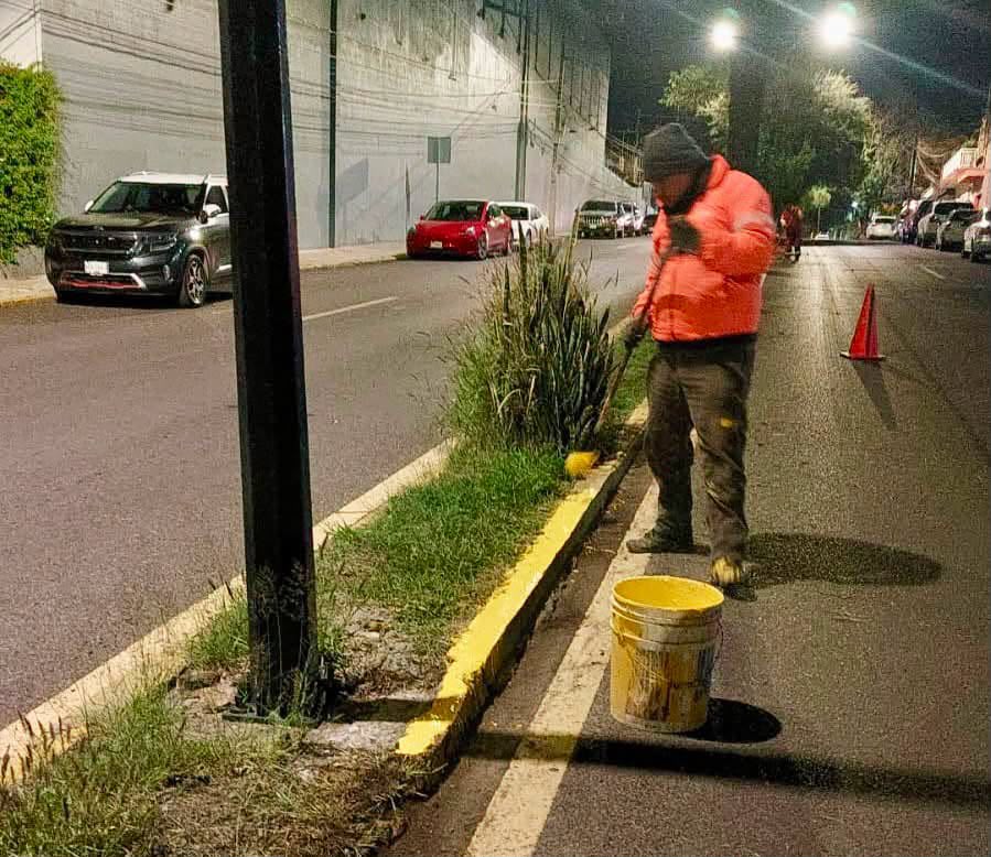 Amanecen vialidades limpias con el trabajo nocturno del ayuntamiento de San Luis Capital