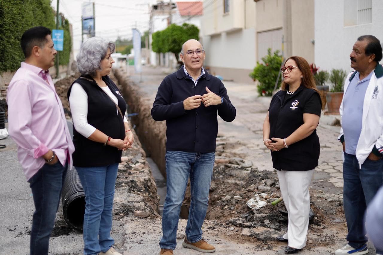 Enrique Galindo supervisa modernización hidrosanitaria en distintas zonas de San Luis Capital