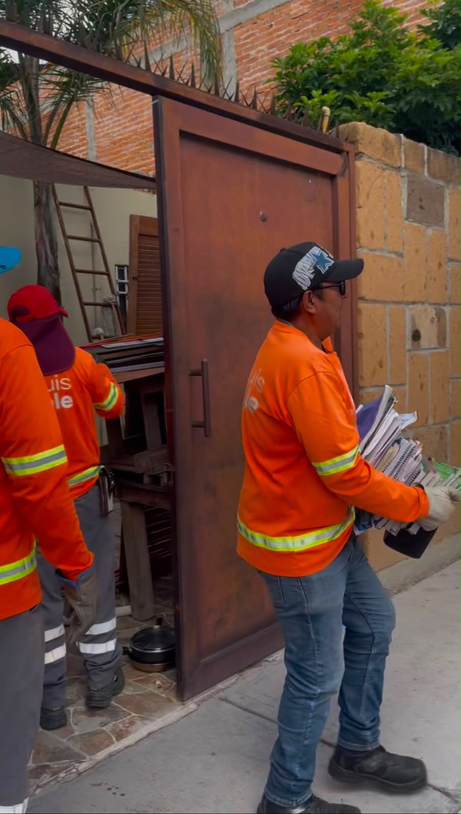 Con operación descacharrización, ayuntamiento de SLP mejora el entorno de El Rosedal
