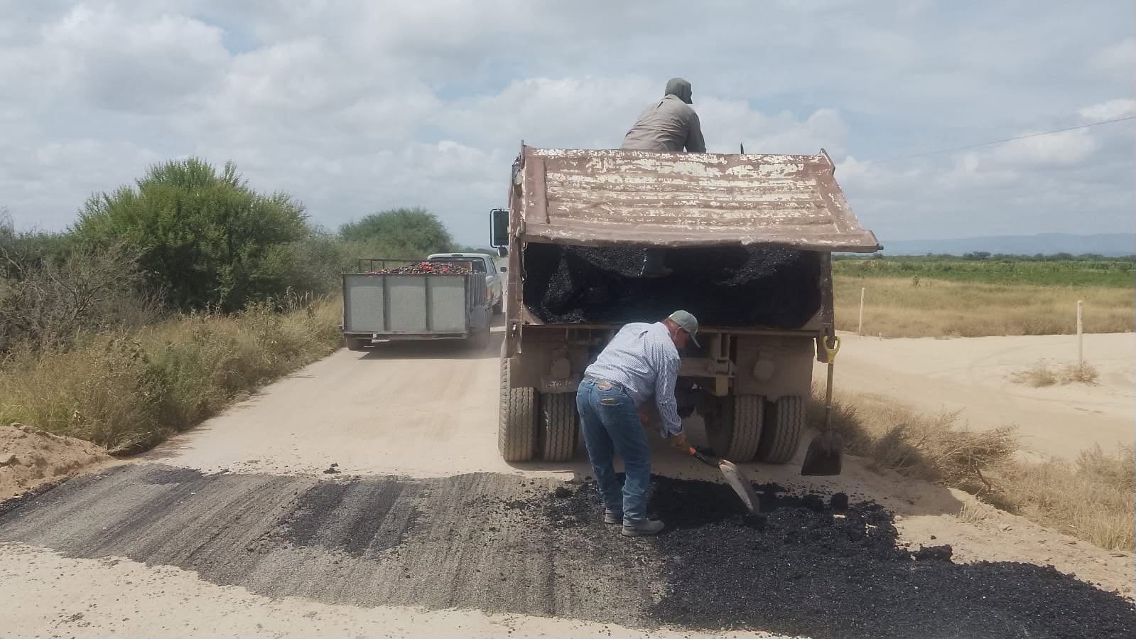 Con mejoramiento de la carretera Bocas-González responde el Gobierno de San Luis Capital y la delegación
